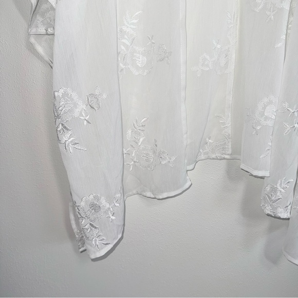 Maurices White Kimono Embroidered Open Front Beach Bridal Small Medium Women’s - Picture 8 of 12